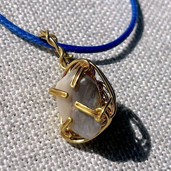 🌊 CHALCEDONY WIREWRAPPED BOHO PENDANT NECKLACE 🌊 - Picture 1 of 6